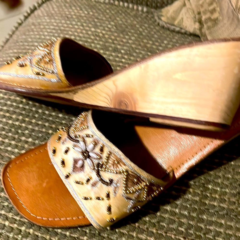 Wanted Leather Jewel beaded Slip on Heels Size 9
